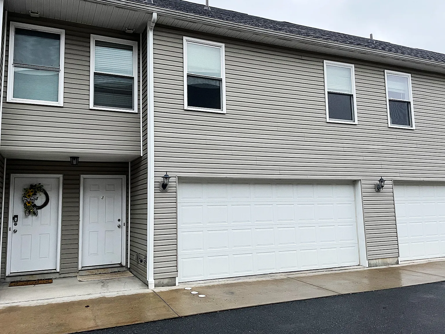 Strouse/Weaver Townhomes — Photo 1