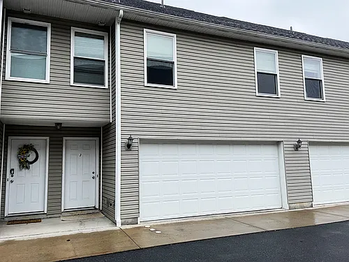 Strouse/Weaver Townhomes Photo 1