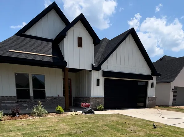 1861 Meadowview, Canton, TX 75103