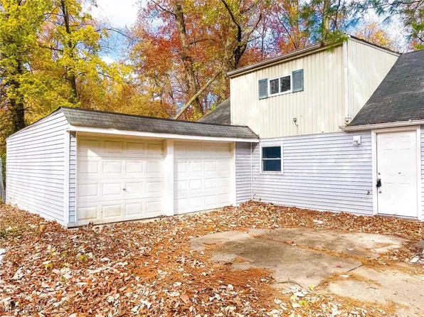 4095 Laurel Rd, Lorain, OH 44055