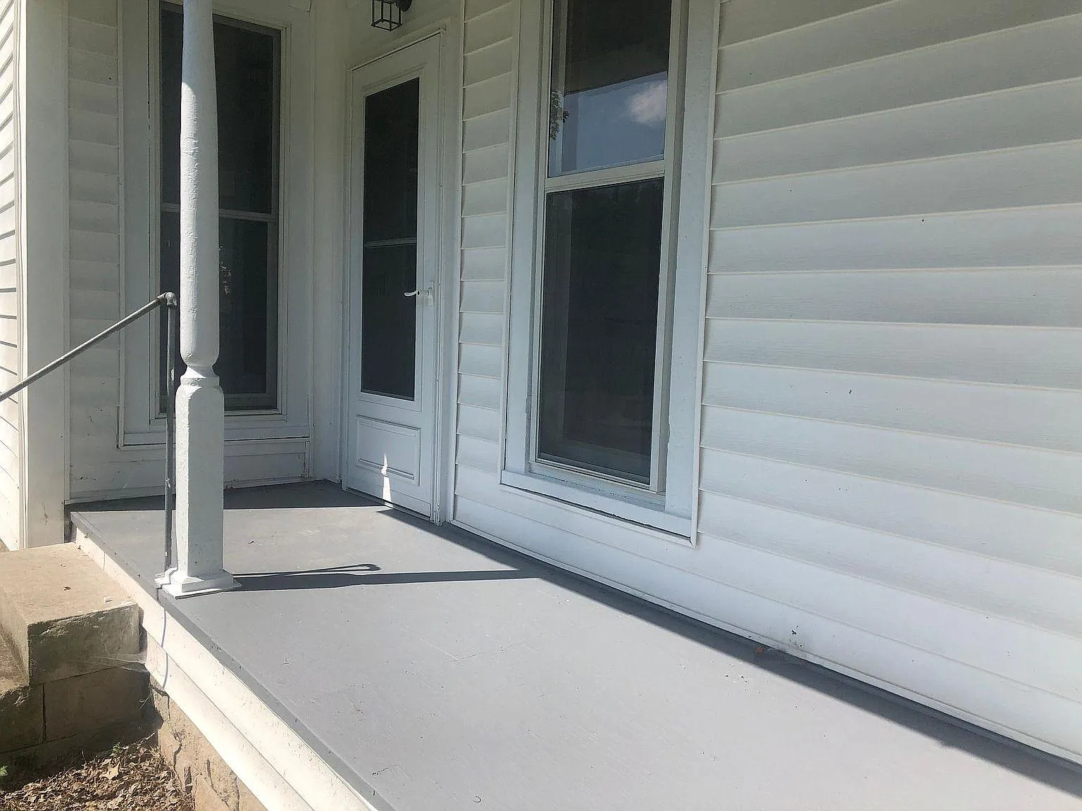 5 bed, 2577 sqft, $5,500 — Photo 2