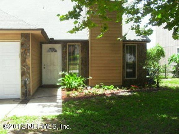 2nd image of 11720 Fort Caroline Lakes Dr