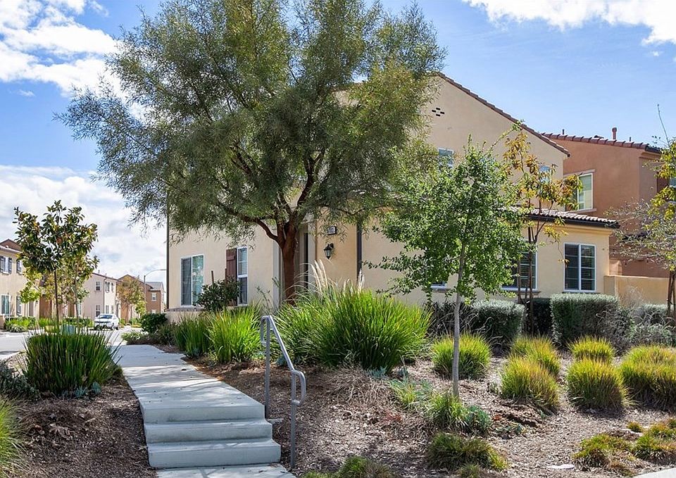 1st image of 37303 Paseo Tulipa