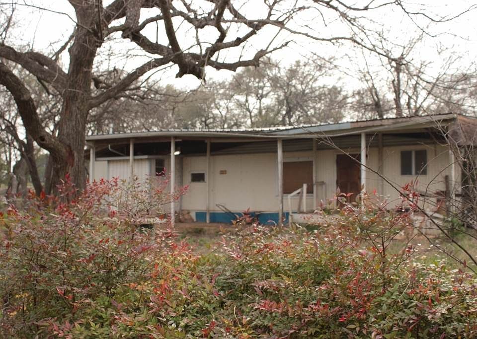 1st image of 1830 County Road 304