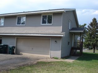 831 98th Ln NE, Blaine, MN 55434