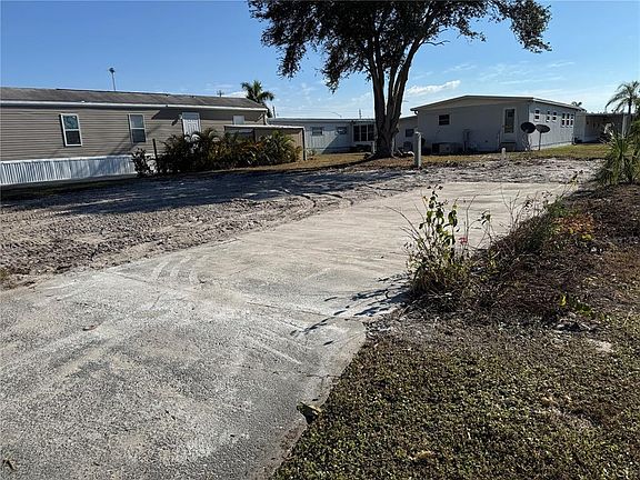 3rd image of 420 49TH STREET E LOT 85