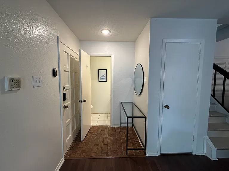 336 Melrose Dr #8A — Photo 5