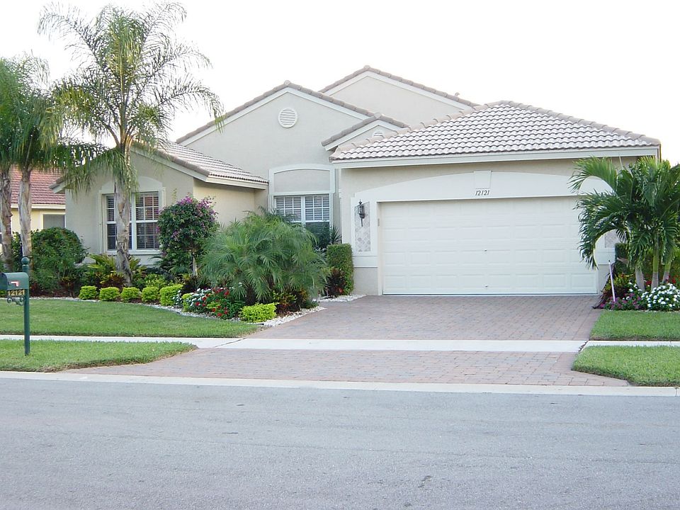 12121 OAKVISTA DR.