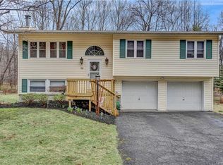 98 Boulevard Rd, Cornwall On Hudson, NY 12520