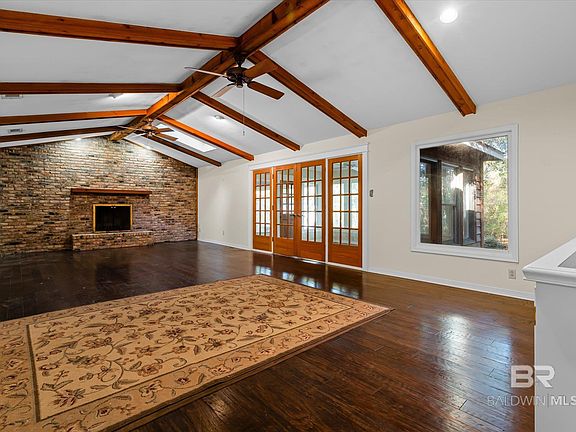 2nd image of 22850 Clearwater Cir