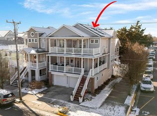 700 3rd St, Ocean City, NJ 08226