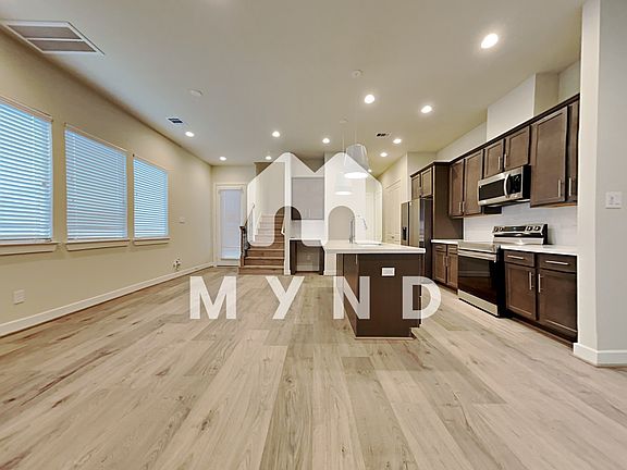 2nd image of 10506 Executive Lake Dr