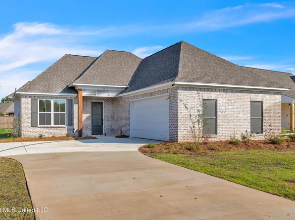 118 Mission Park Dr, Madison, MS 39110