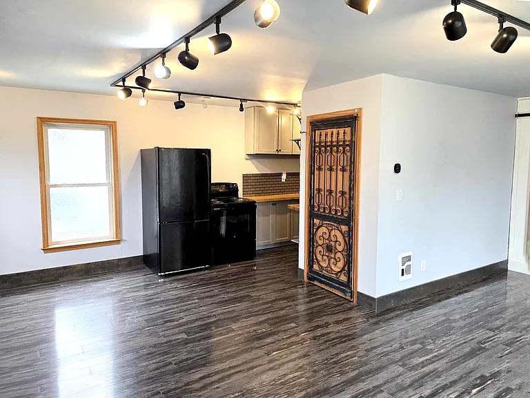 107 Franklin St #C0 — Photo 19