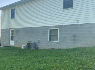 150 Thorn Stop Cir, Clarksburg, WV 26301
