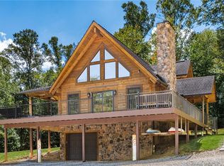 55227 Walnut Ln, Senecaville, OH 43780