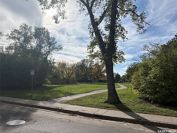 5th image of 3116 3rd Avenue N