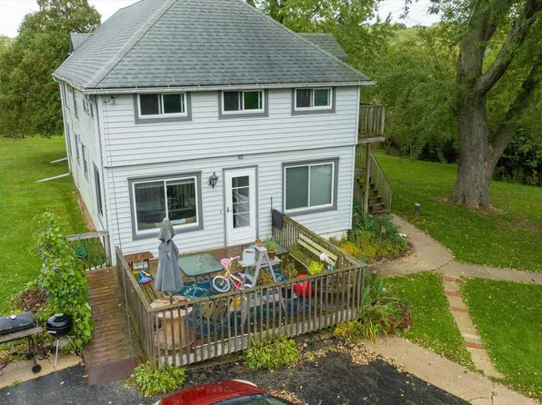 N3W31535 Twin Oaks DRIVE, Delafield, WI 53018