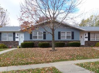 1301 E 6th St, Pella, IA 50219