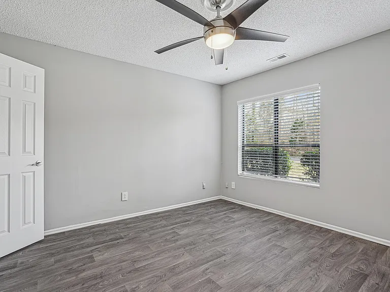 9800 Mary Alexander Rd — Photo 11