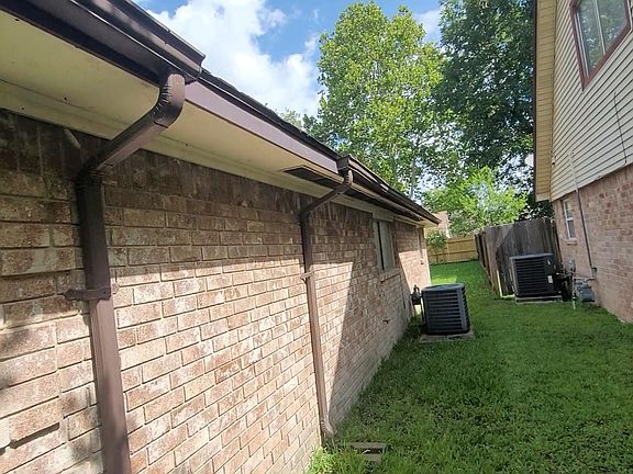 2nd image of 4306 Saratoga Dr