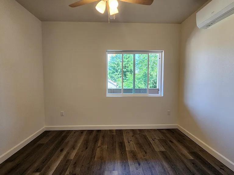 728 W 1st Ave #201 — Photo 7