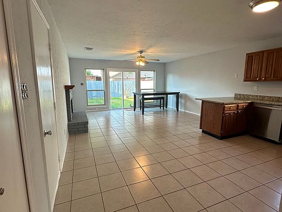 3rd image of 4140 Driscoll Dr