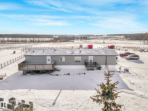 2nd image of 56003 Range Rd #20A