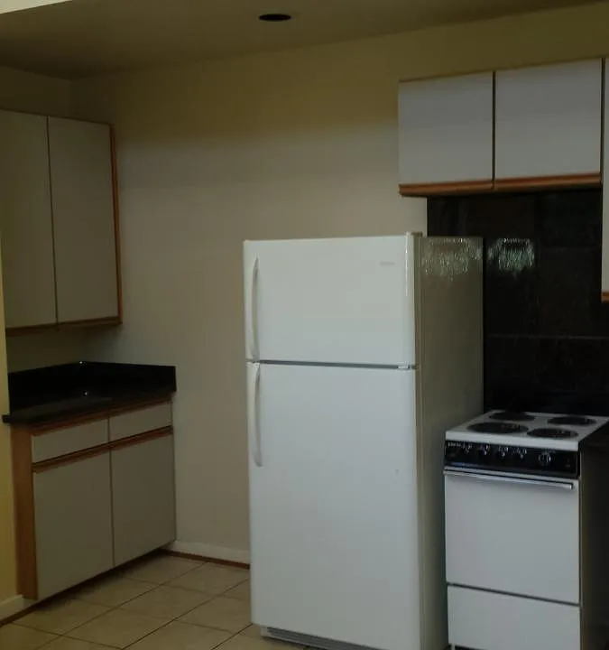 780 Sutter Ave #780A