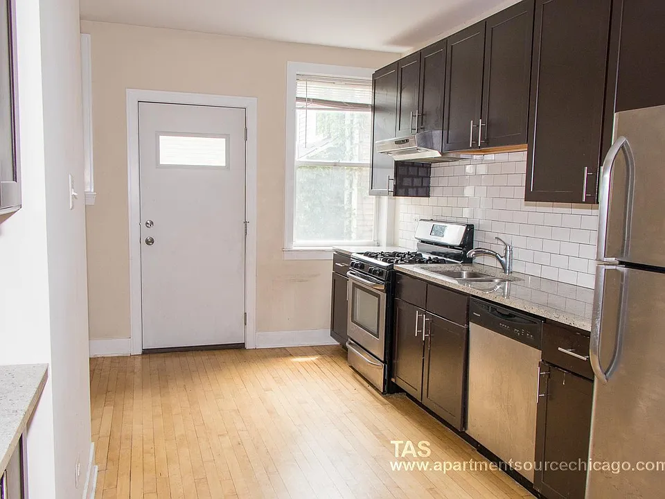 1924 W Winona St #1