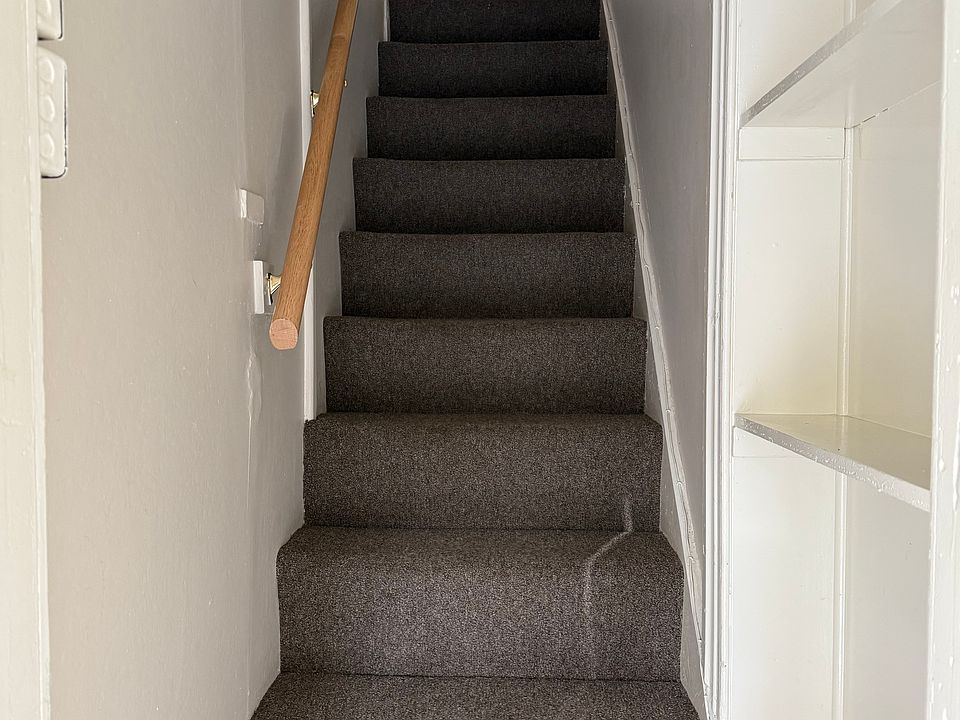 Front door upper level stair case