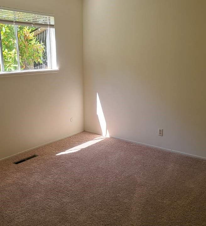 1st image of 3686 Poinciana Dr APT 2