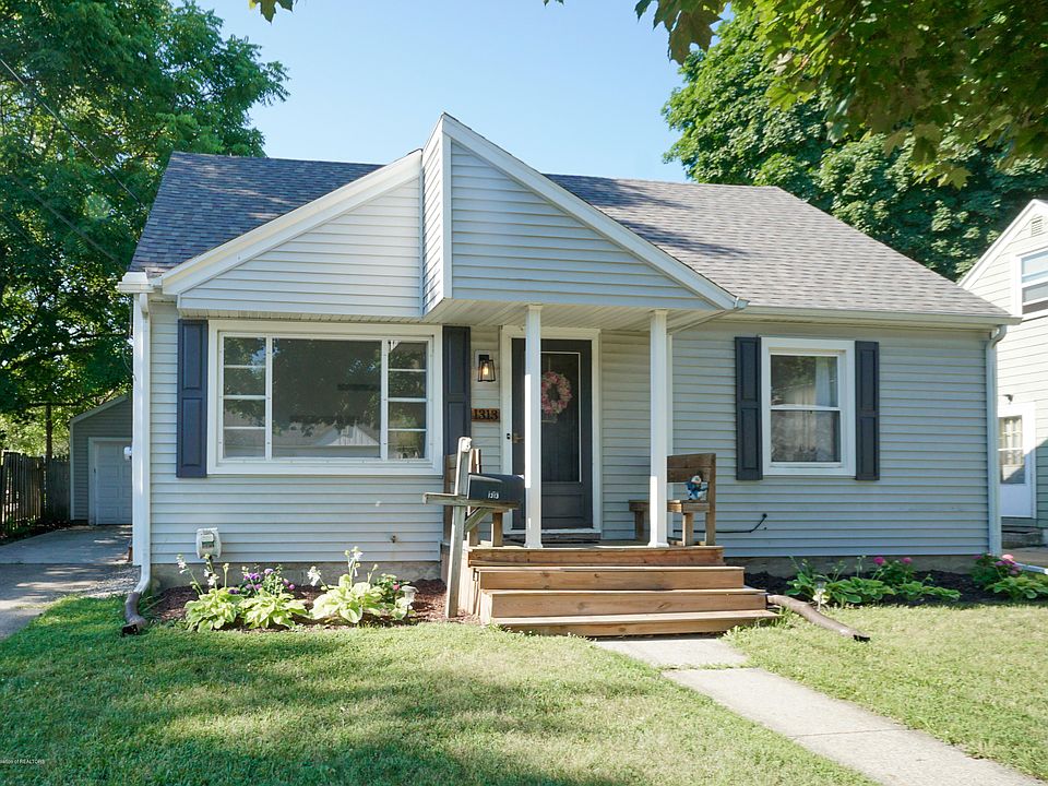 1st image of 1313 Loraine Ave