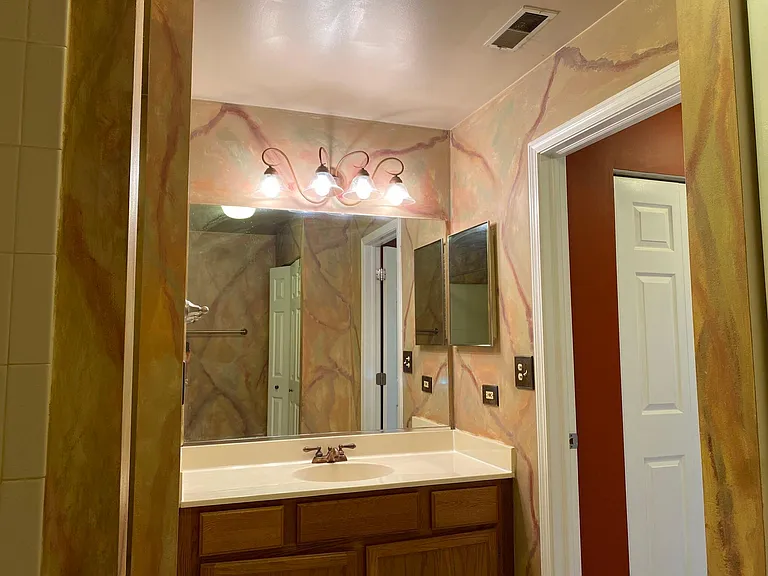 543 W Parkside Dr — Photo 12