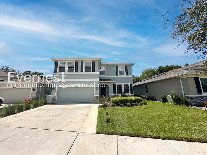 4 bed, 3.0 bath, 2738 sqft, $4,200 — Photo 3