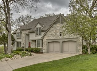 11915 Ballentine St, Overland Park, KS 66213