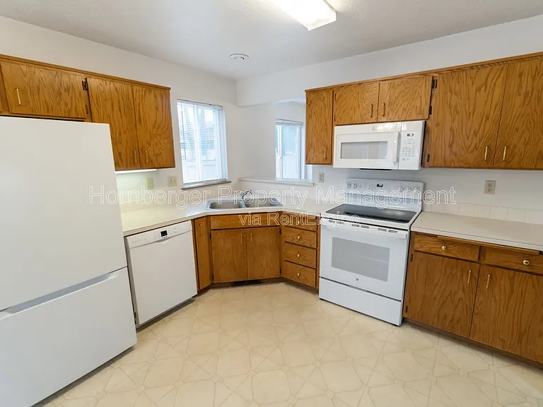 1603 E 33rd Ave #1603 — Photo 7