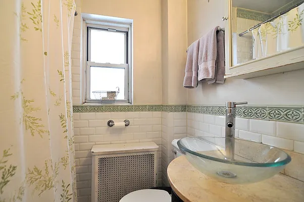 Sold by Citi Habitats | media 12