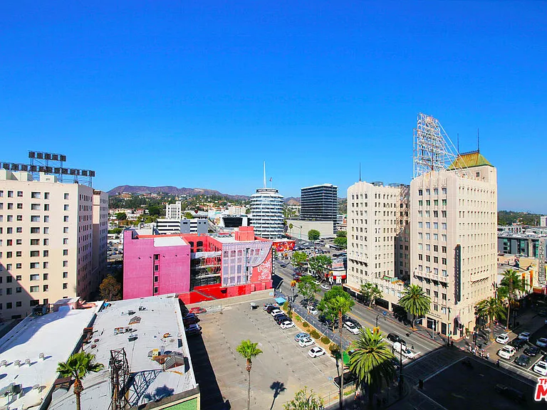 1645 N Vine St #911 — Photo 19