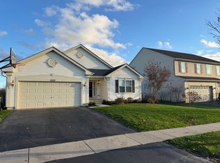 1022 Larkspur Ct, Hampshire, IL 60140