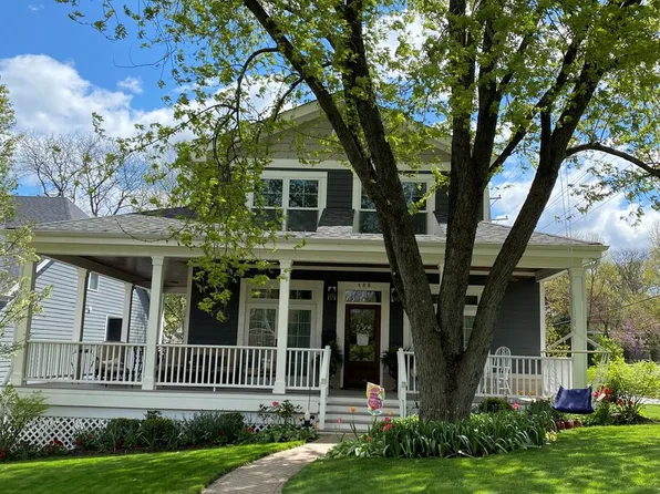 488 S Columbia St, Naperville, IL 60540