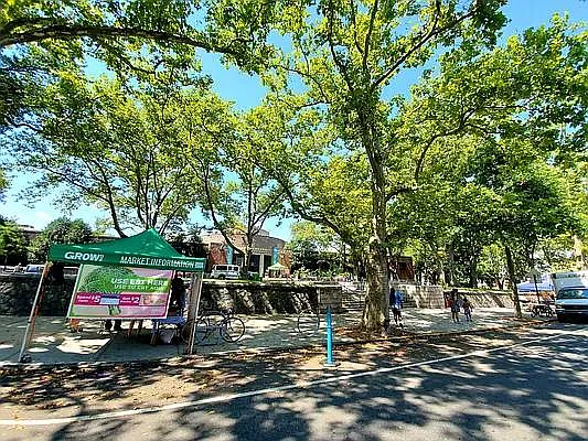 Rented by Brooklyn Property Group LLC | media 9