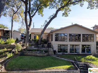 668 Pecan St, Canyon Lake, TX 78133