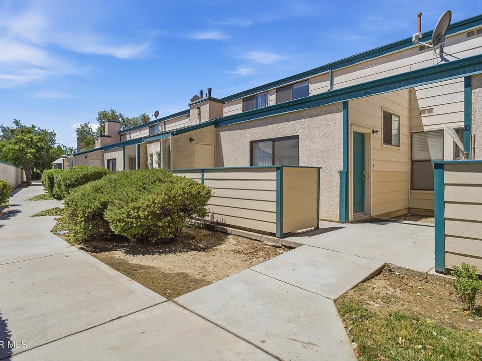 1st image of 44550 15th St E Unit 8