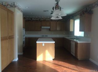 6274 Peach Ave, Corona, CA 92880