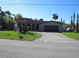 8440 SW 4th St, Miami, FL 33144