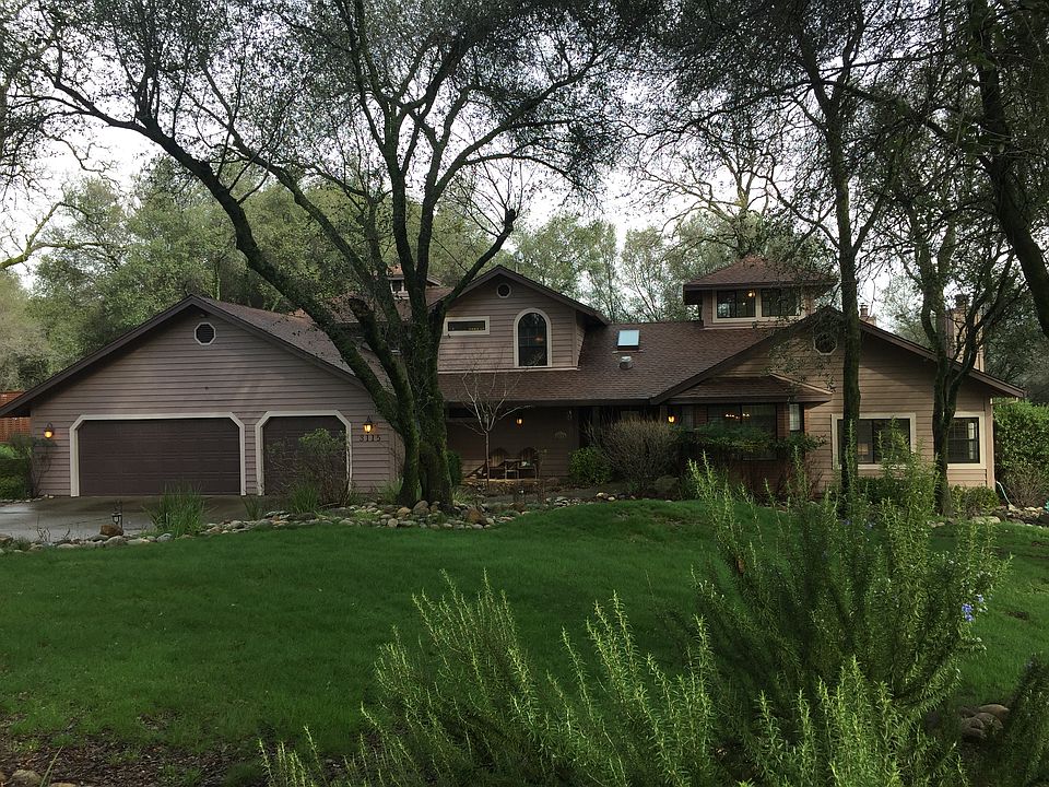 2nd image of 3115 Pinchem Creek Dr