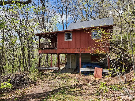 2nd image of 929 Pine Ridge Rd