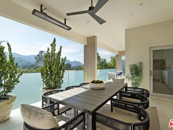 25638 Monte Nido Dr, Calabasas, CA 91302