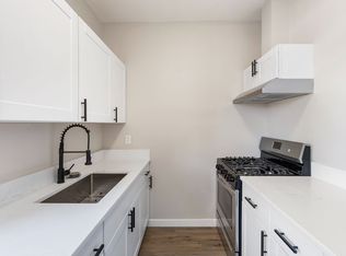 Fully Renovated Studio - Near Pdx Airport - Must See!, Portland, OR 97213